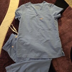 Figs Women's Light Blue Scrub Set